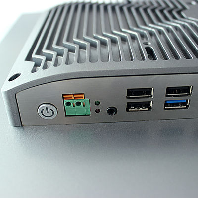IP65는 스테인레스 스틸 패널 Pc 15 인치 J1900 4G RAM 64GB SSD TPM 2.0을 끼워 넣었습니다